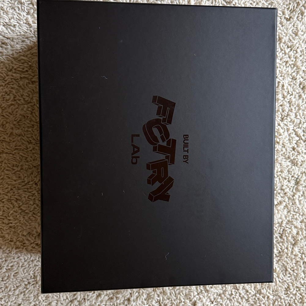 Black Men's Accessory Box - Picture 3 of 4